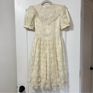 VINTAGE Gunne Sax Jessica Mclintock Girl’s Cream Lace Gown Dress